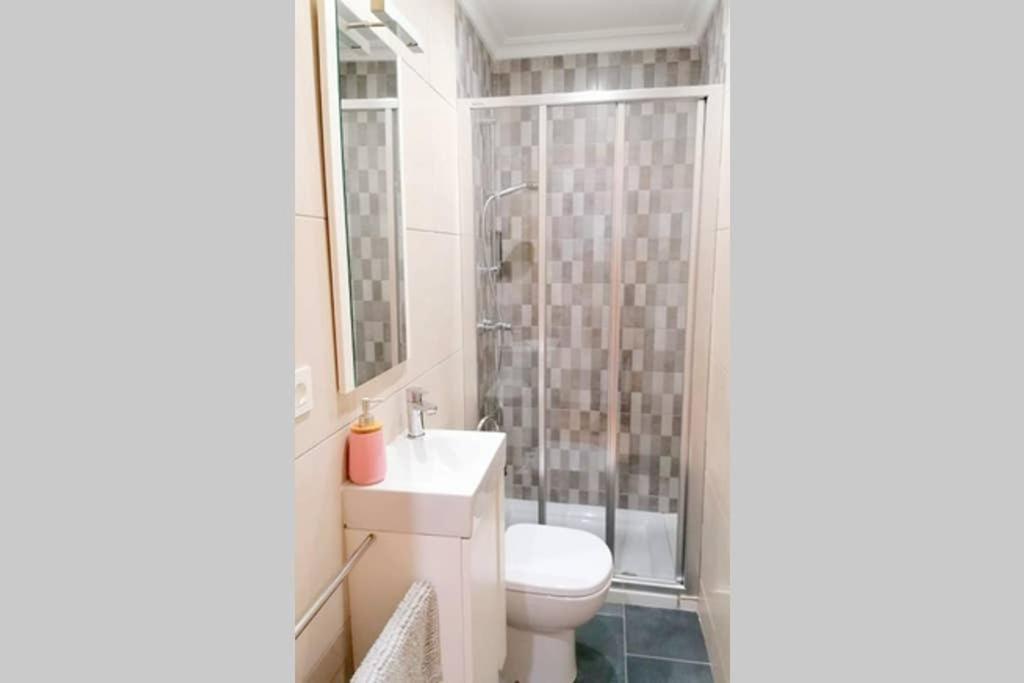 Bajo Las Estrellas Apartment Луго Екстериор снимка